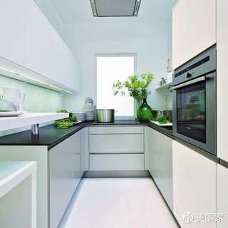宜家风格小清新绿色厨房橱柜定制