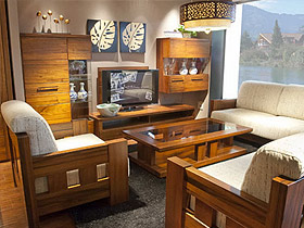 实木沙发更配实木客厅家具