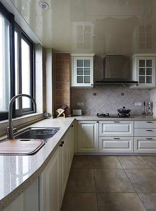 美式风格简洁白色厨房橱柜设计图纸
