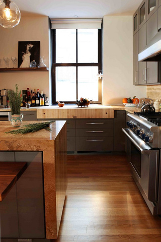 美式风格大气暖色调厨房橱柜效果图