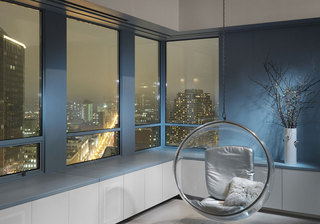 现代简约风格大气蓝色客厅飘窗装修效果图