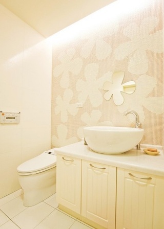 简约风格小清新黄色卫生间洗手台图片