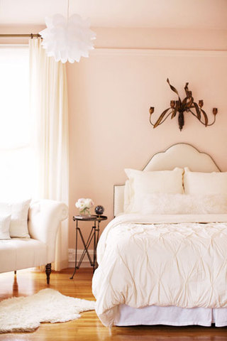 欧式风格浪漫粉色卧室装修
