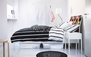 宜家风格舒适白色卧室床效果图