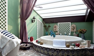 地中海风格小清新卫生间浴缸效果图