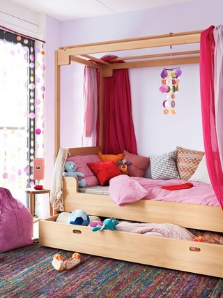 地中海风格可爱红色儿童床图片