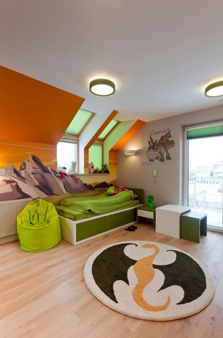 现代简约风格可爱橙色儿童房改造