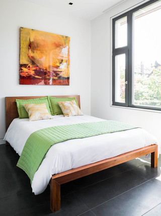 现代简约风格黄色卧室床图片