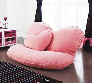 可爱粉色沙发图片