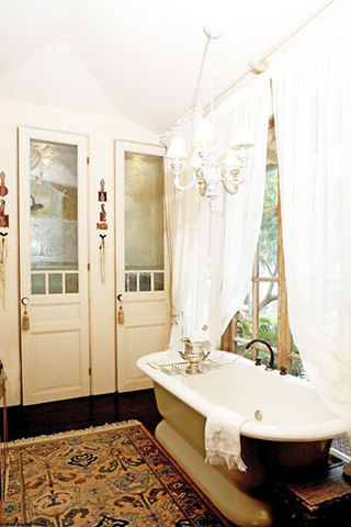 欧式风格米色浴缸图片