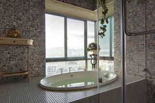 地中海风格三居室100平米浴缸图片