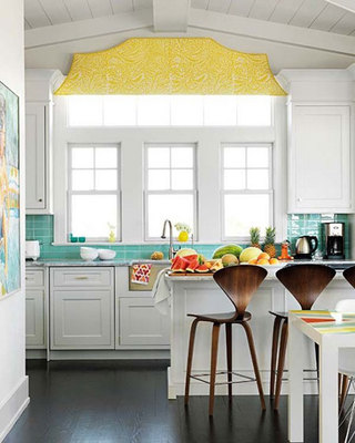 简洁绿色厨房瓷砖图片