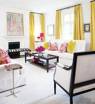 欧式风格温馨黄色客厅装修效果图