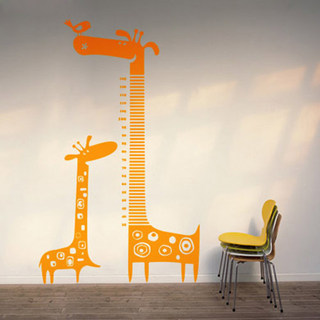 长颈鹿橙色手绘墙效果图