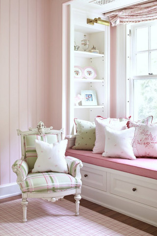 粉色飘窗窗帘效果图