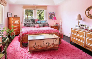 可爱粉色卧室