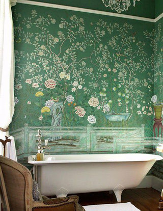 绿色手绘墙面卫浴间