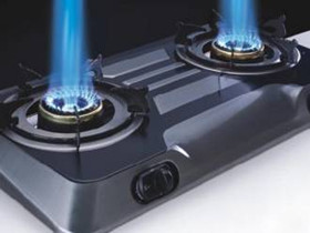 煤气灶自动熄火怎么办 燃气灶维修保养技巧