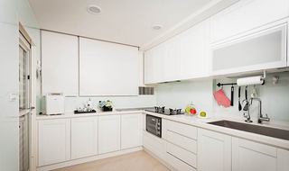 70平米现代简约厨房设计