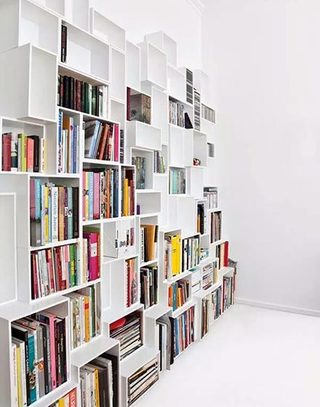 造个书墙开启家居图书馆
