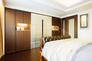 185平米奢华公寓卧室柜子设计