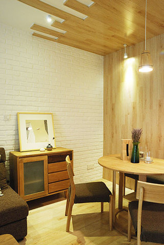 68平米舒适空间餐厅吊灯设计