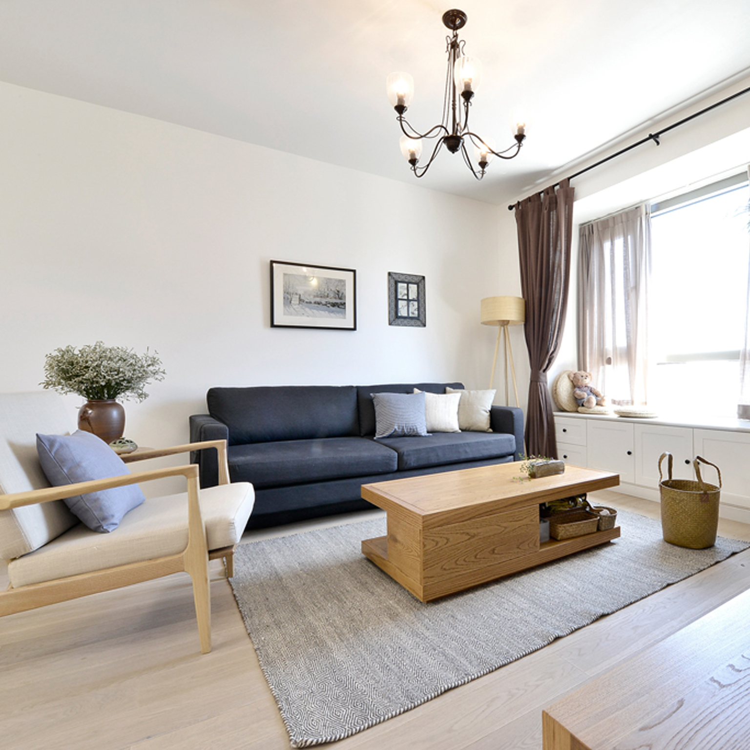 无印良品设计风格及文化理念无印良品"的设计带有典型日本美学气质.