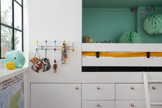 彩色创意北欧风儿童房抽屉床设计