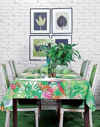 绿意餐厅桌布装饰图片
