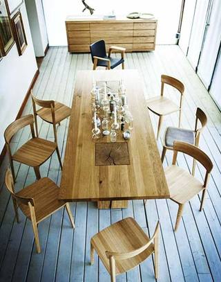 木质简约餐厅餐桌设计