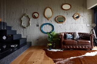 客厅沙发背景墙镜子装饰设计