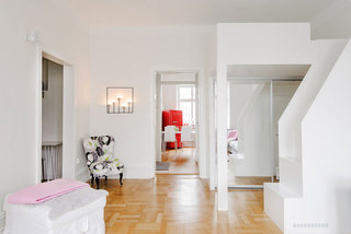 粉白色公寓小卧室装修效果图