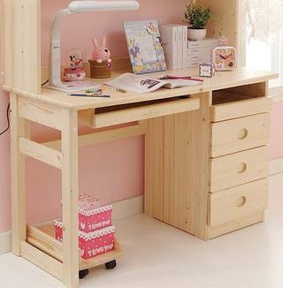 粉色小书桌