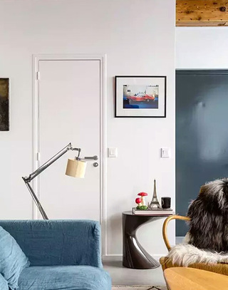 木质Loft公寓客厅灯具设计图