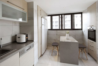 142平新中式古朴厨房带中岛台设计