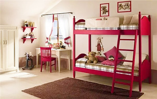 红色活力儿童房高低床图片