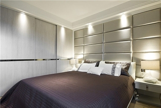 质感现代风卧室软包背景墙设计