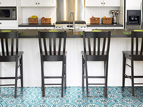小花砖炫动厨房 11个厨房地板砖效果图