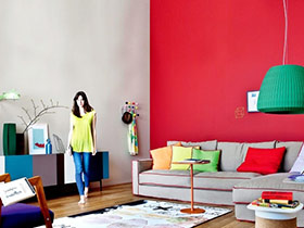 11个时尚炫彩小客厅装修 让色彩点亮苍白