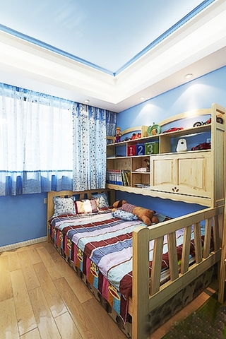 清新蓝色调美式儿童房设计