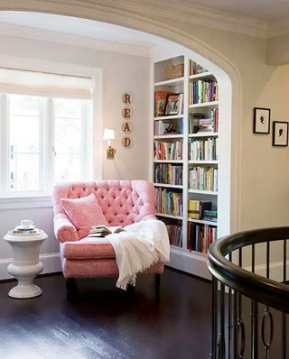 可爱粉色阅读区沙发装修图