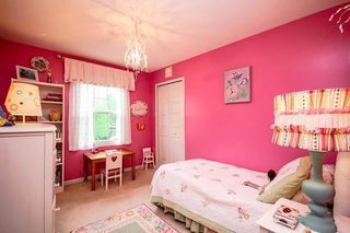 粉色系卧室装修效果图