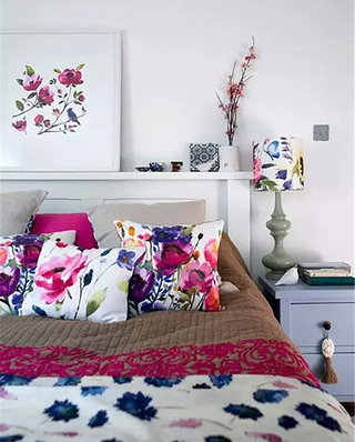 彩色卧室床品效果图设计