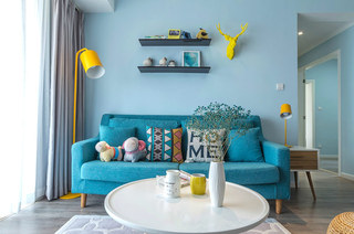 北欧风格 清新蓝色沙发背景墙装修