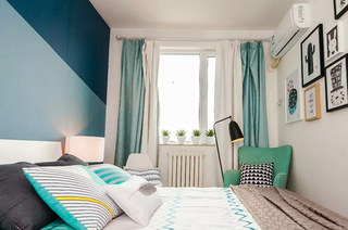 清新北欧风卧室 薄荷绿窗帘设计