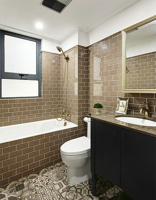 125㎡美式风格三居室卫生间图片