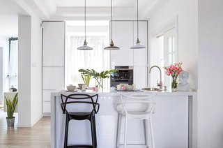 纯白北欧风格 开放式厨房吧台设计