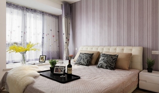 简约风卧室 条纹紫背景墙设计