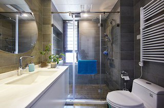 现代简约风卫生间 淋浴房隔断设计