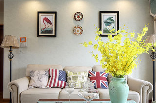 浪漫美式客厅沙发照片墙效果图